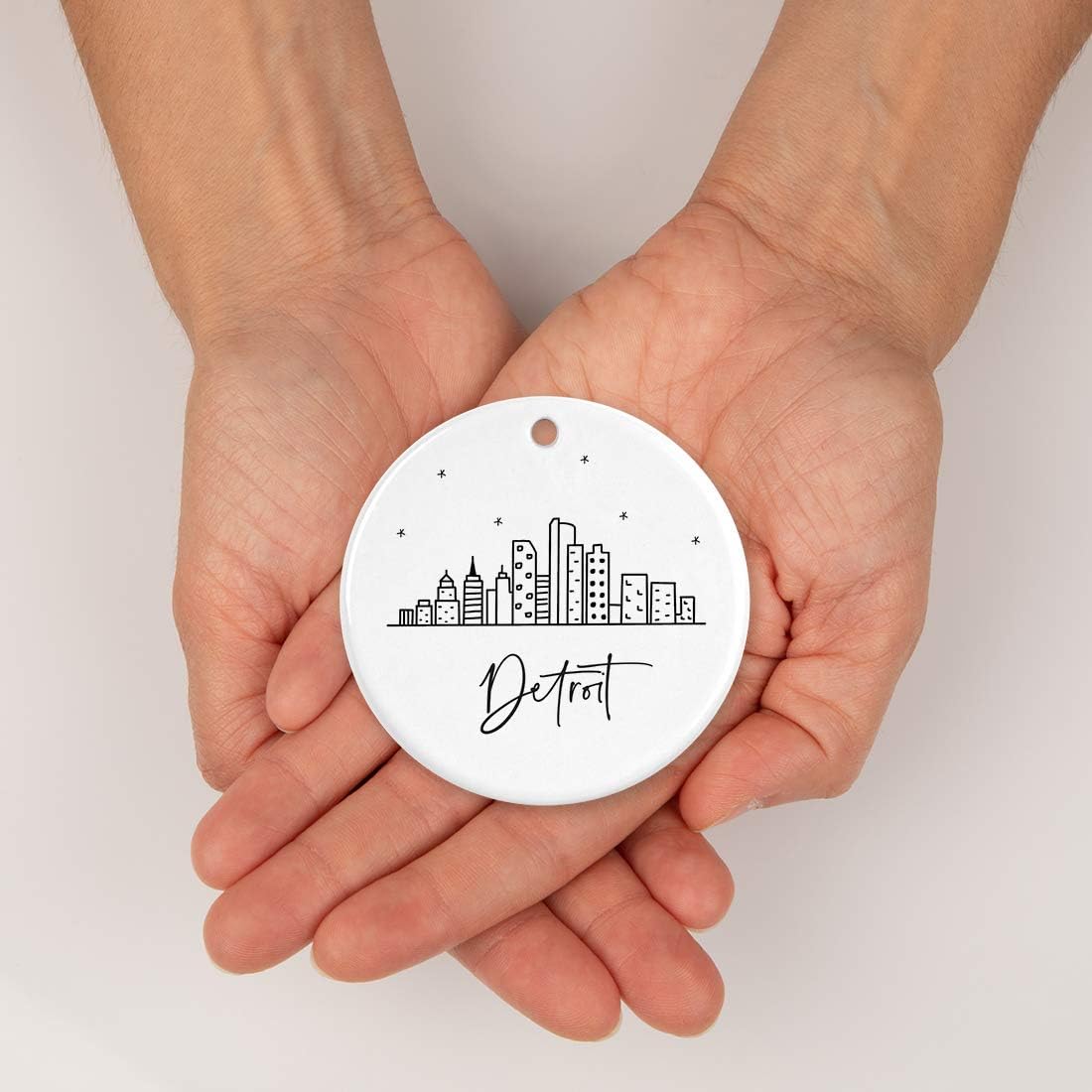 Andaz Press Round Ceramic Porcelain Christmas Tree Ornament Keepsake, Detroit Black and White Stars City Skyline Graphic, 1-Pack, Birthday Gift Idea for Family, Coworker, Him, Her, Includes Gift Box